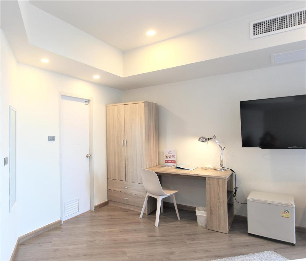Mgrand Hotel Roi Et Luaran gambar